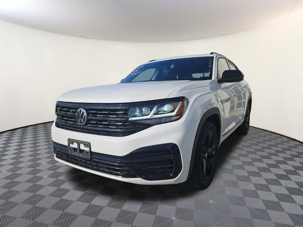 2023 Volkswagen Atlas Cross Sport 2.0T SEL R-Line Black 4MOTION's photo