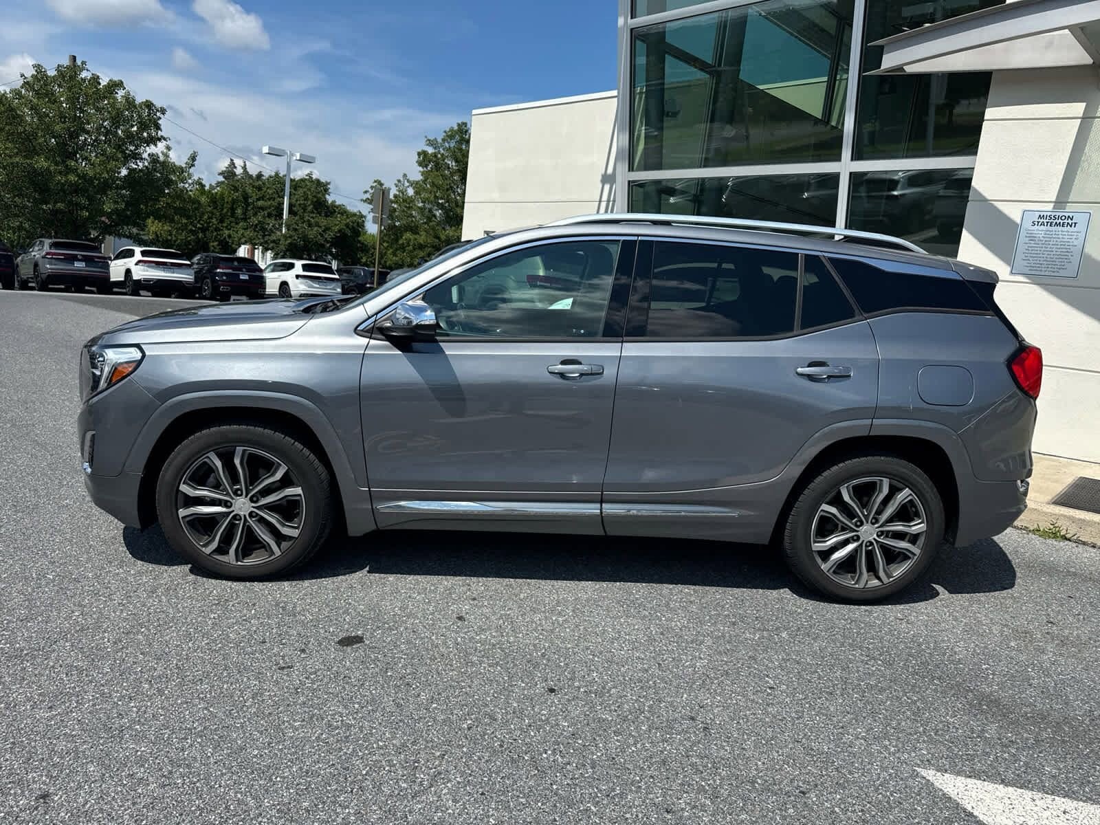 2019 Gmc Terrain Denali photo 2