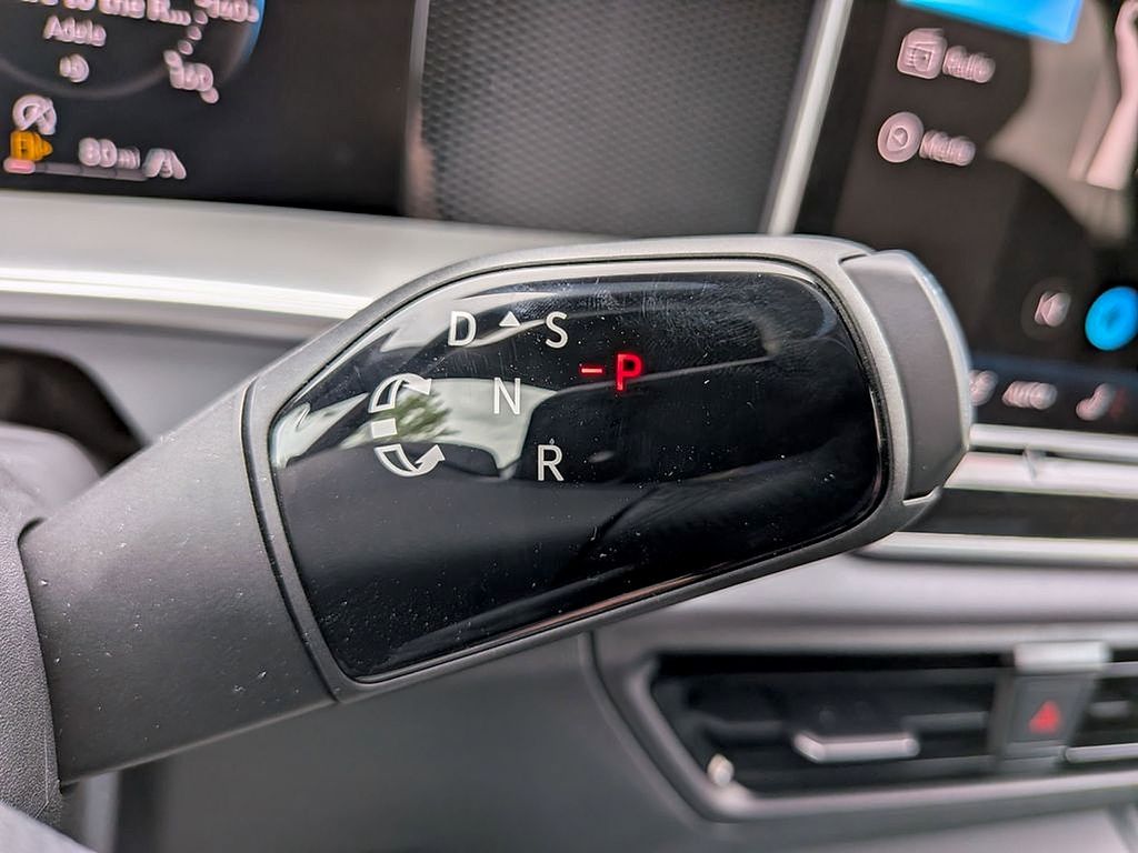 2026 Volkswagen Tiguan SE R-LINE BLACK - Photo 8