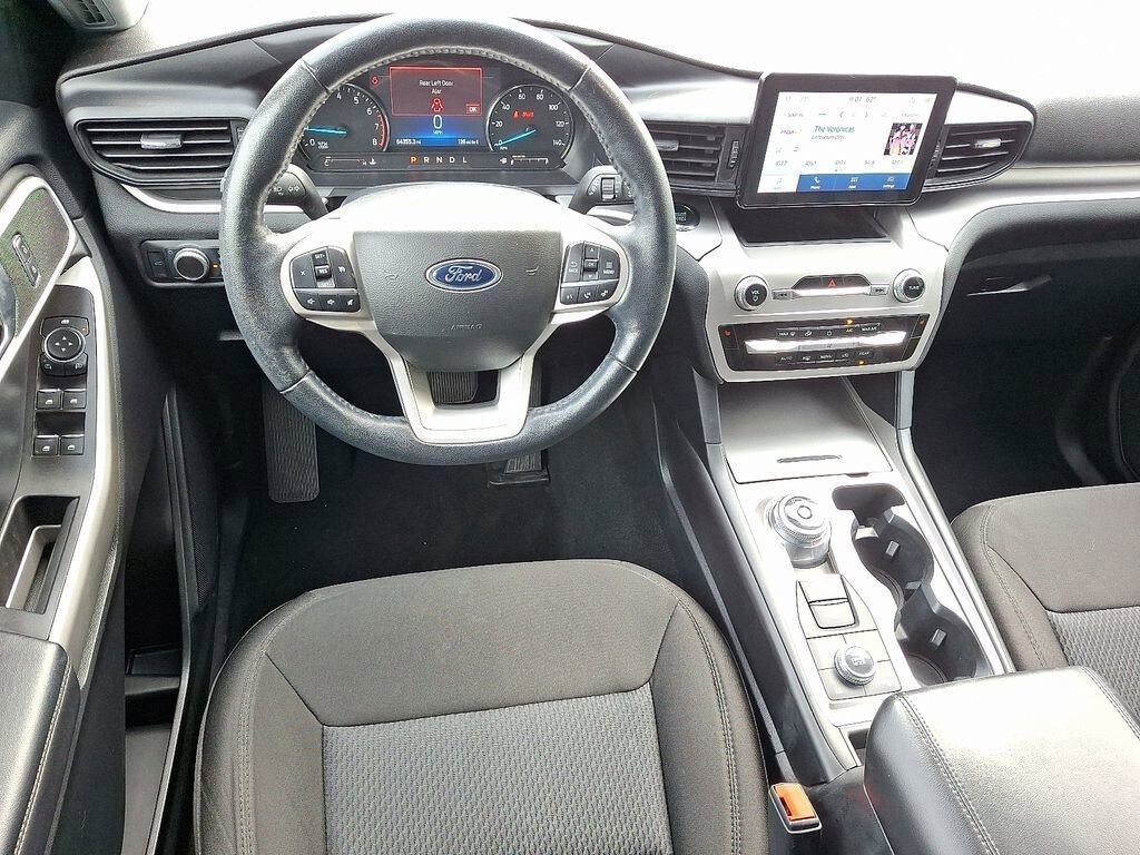 Used 2022 Ford Explorer XLT SUV