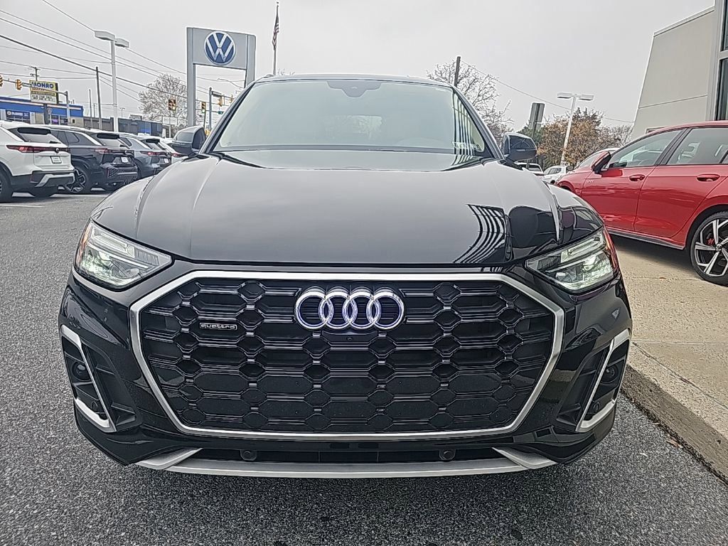 2023 Audi Q5 45 S line Premium Plus photo 3