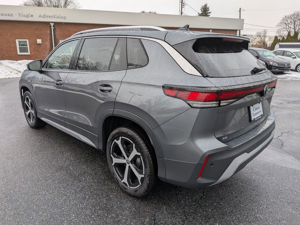 New 2026 Volkswagen Tiguan 2.0T SE SUV