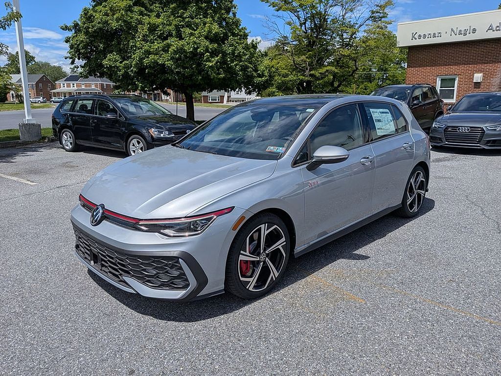 2026 Volkswagen Golf GTI SE - Photo 3