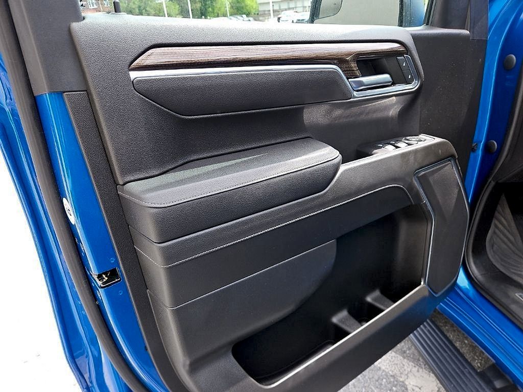 2023 Chevrolet Silverado 1500 RST - Photo 11