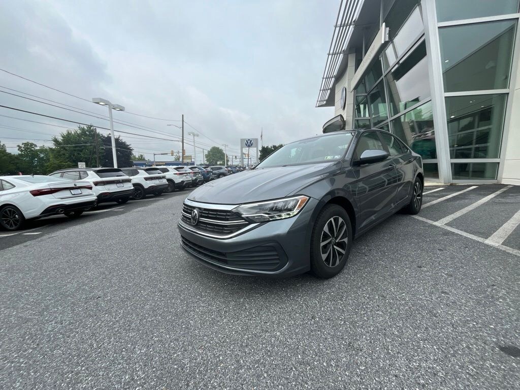 Used 2023 Volkswagen Jetta 1.5T S Sedan