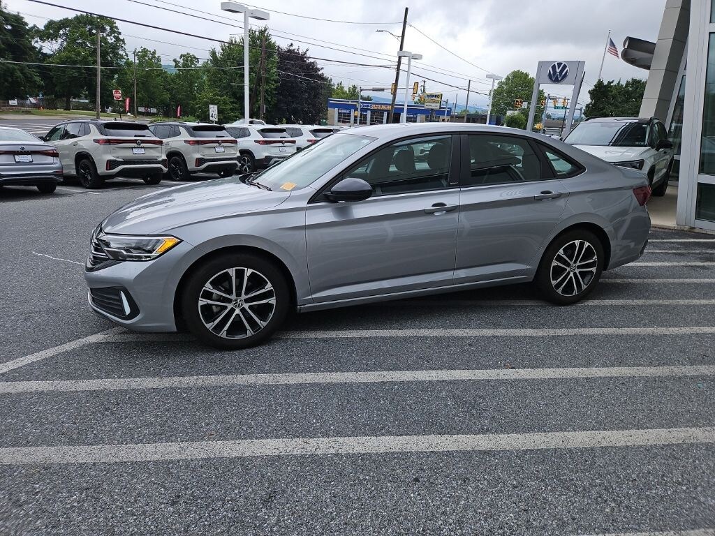 Used 2023 Volkswagen Jetta 1.5T Sport Sedan