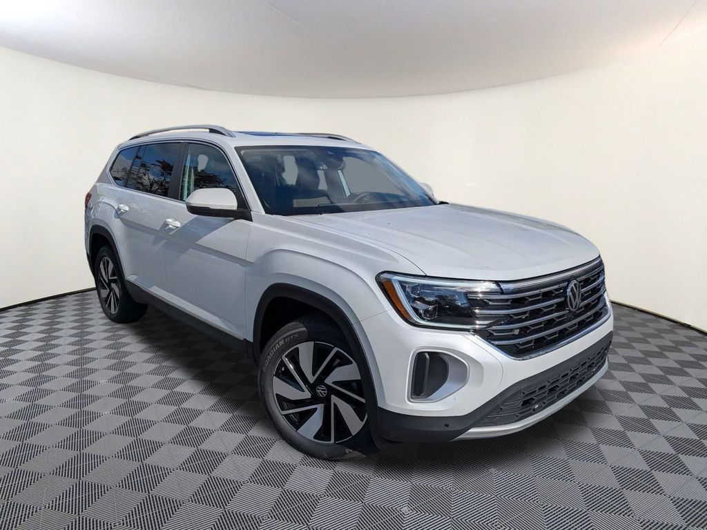 2026 Volkswagen Atlas SEL's photo