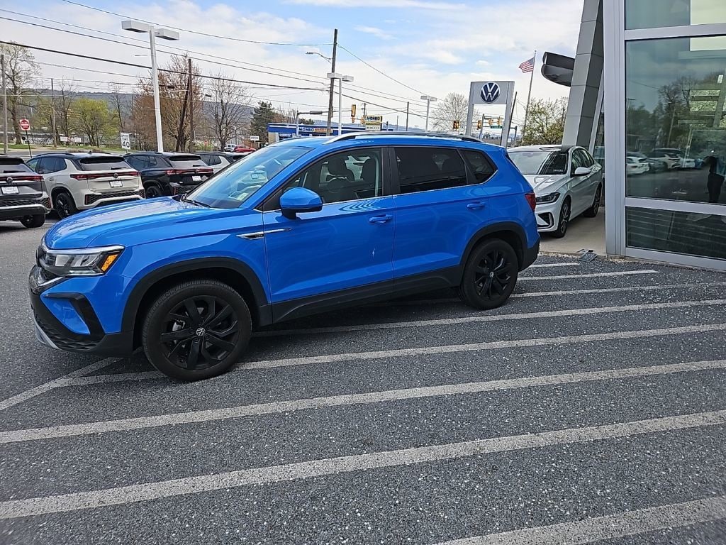 Used 2023 Volkswagen Taos 1.5T SE SUV