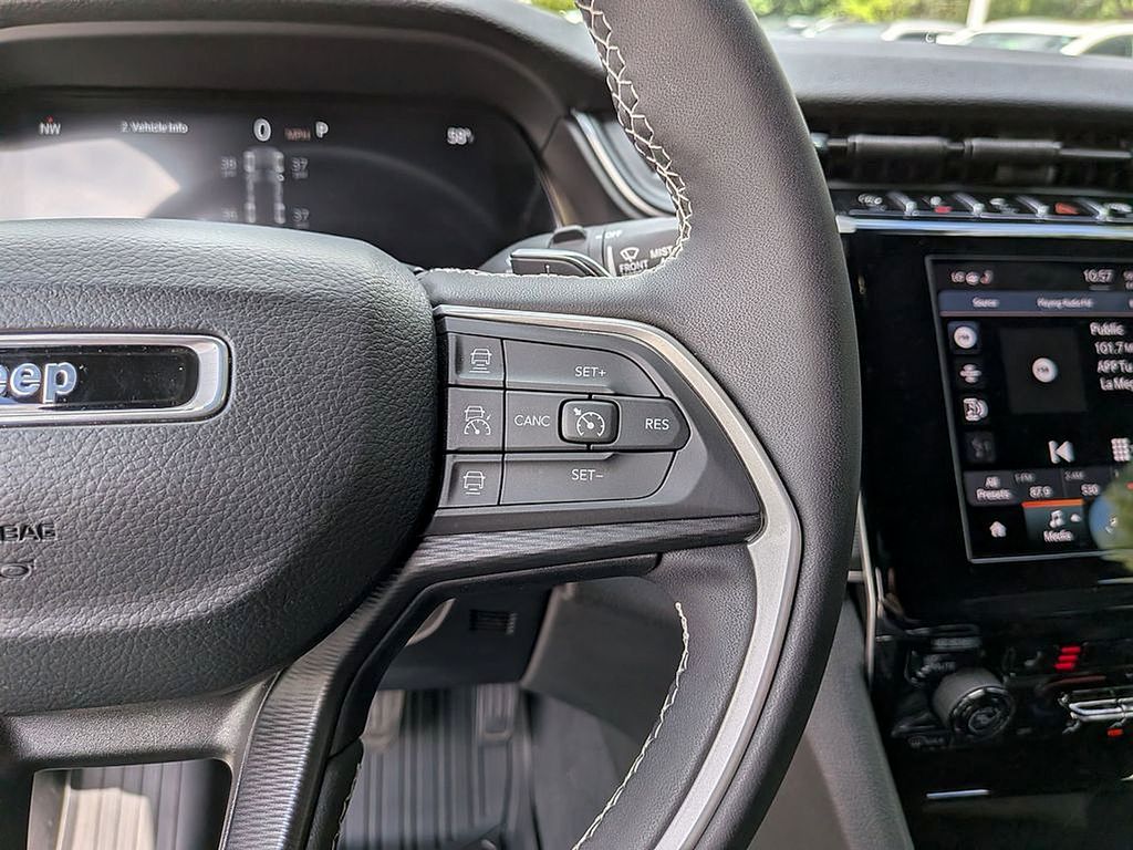 2023 Jeep Grand Cherokee Altitude - Photo 14