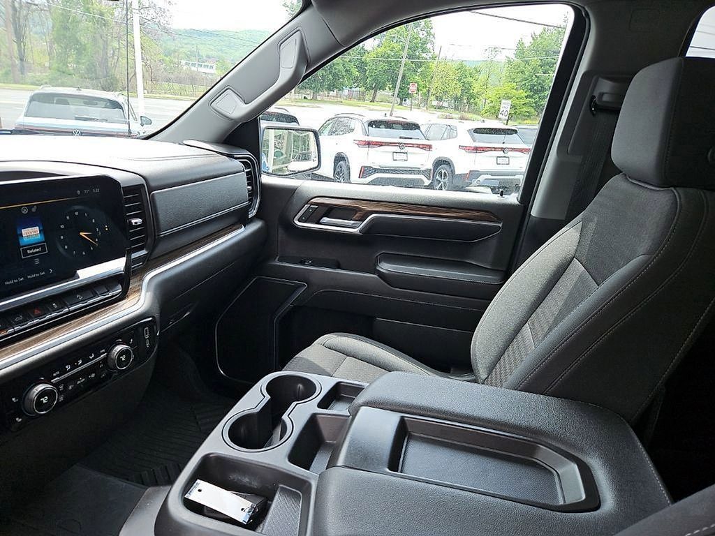 2023 Chevrolet Silverado 1500 RST - Photo 15