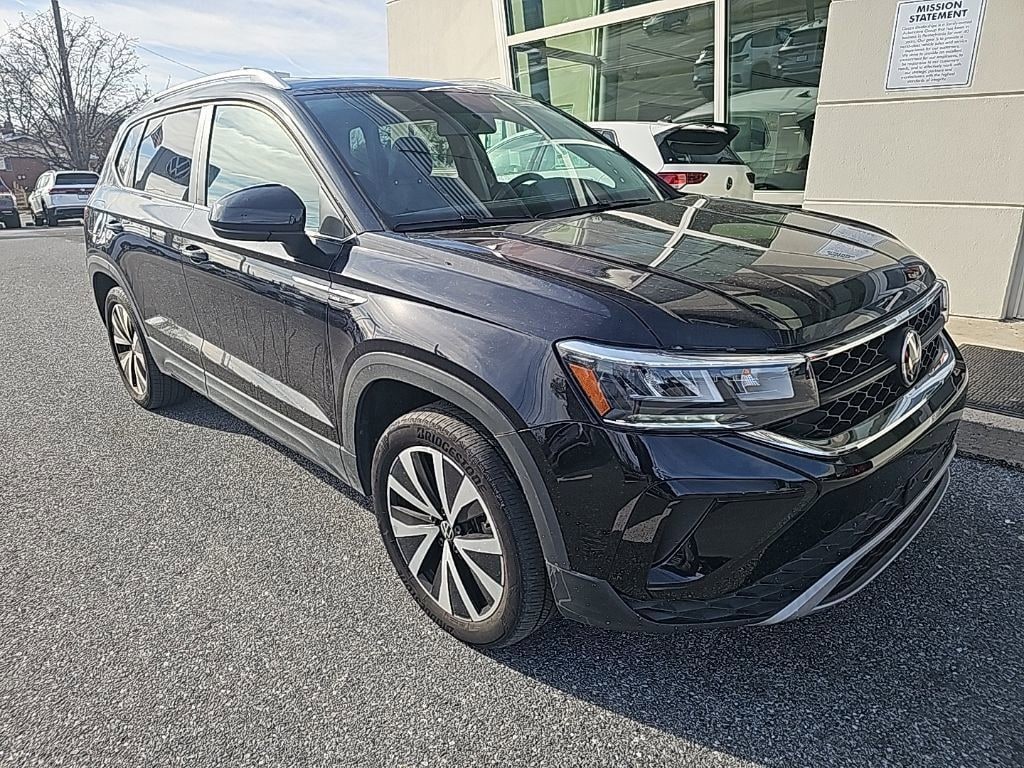 Used 2022 Volkswagen Taos 1.5T SE SUV