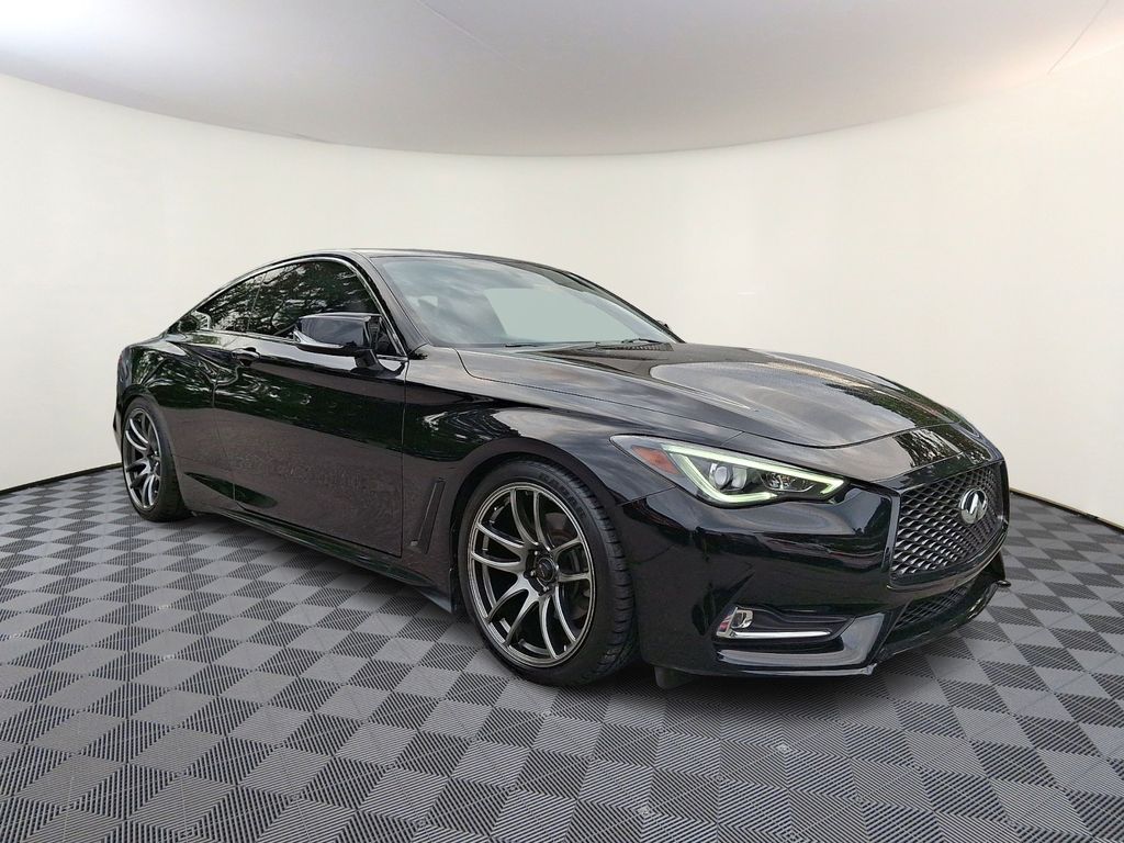 2017 INFINITI Q60