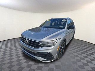 2023 Volkswagen Tiguan 2.0T SE R-Line Black SUV for sale in Muncy PA