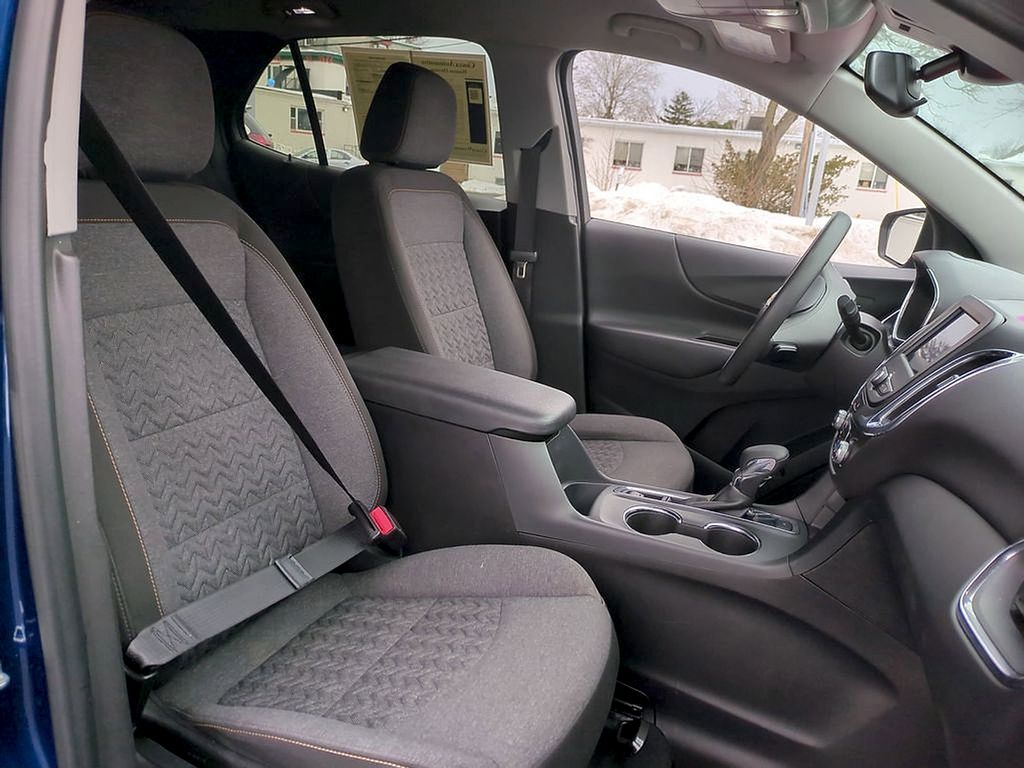 2023 Chevrolet Equinox LT - Photo 32