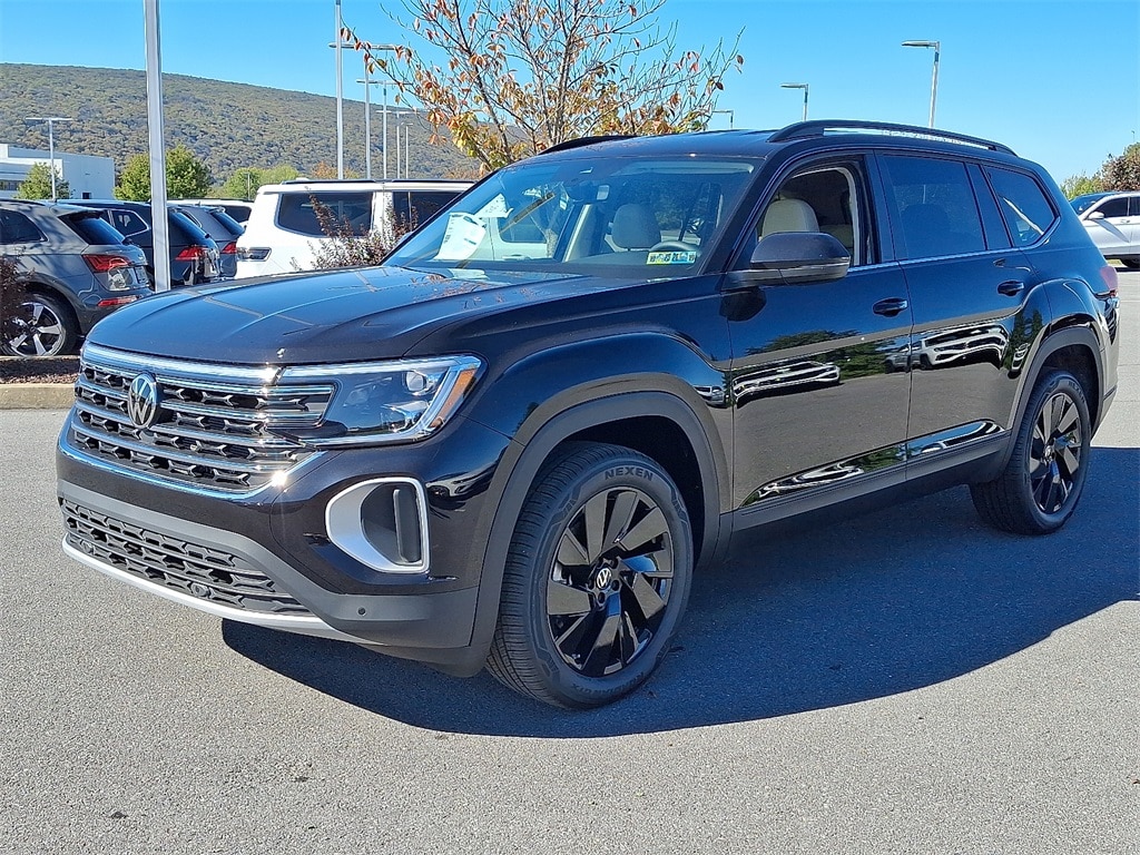 New 2026 Volkswagen Atlas 2.0T SE w/Technology SUV