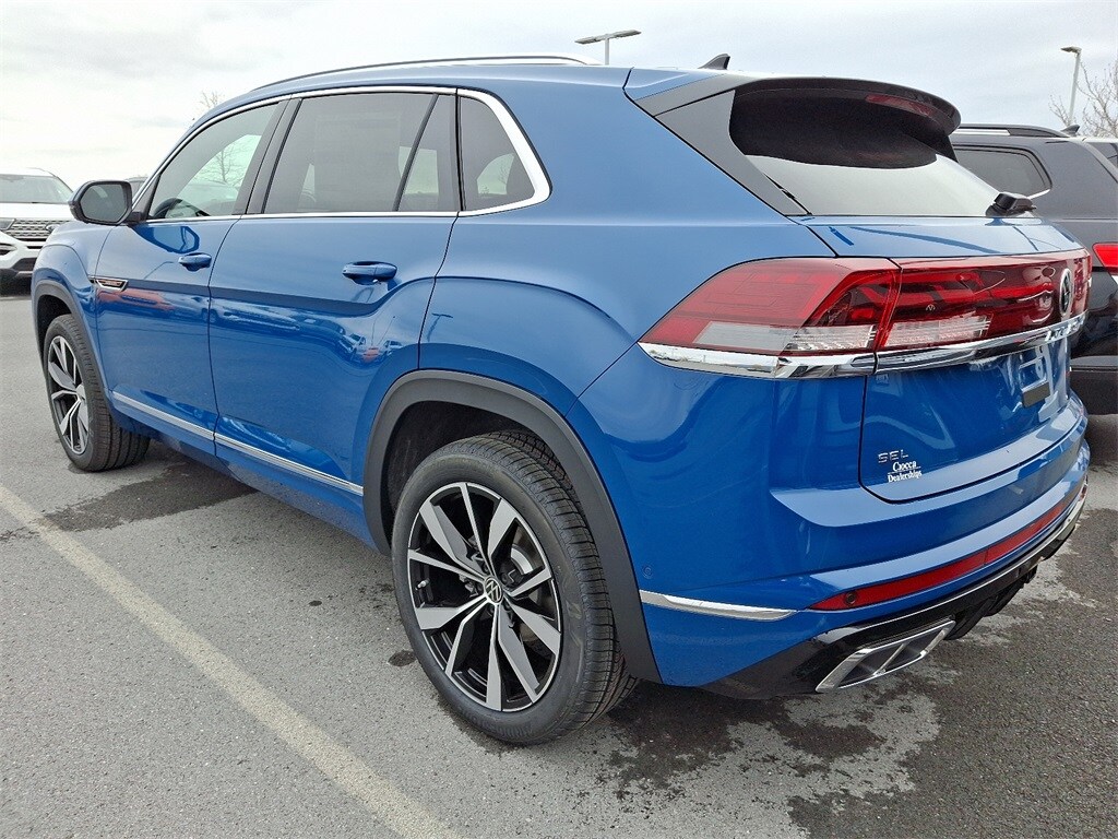 2025 Volkswagen Atlas Cross Sport SEL Premium R-Line photo 4