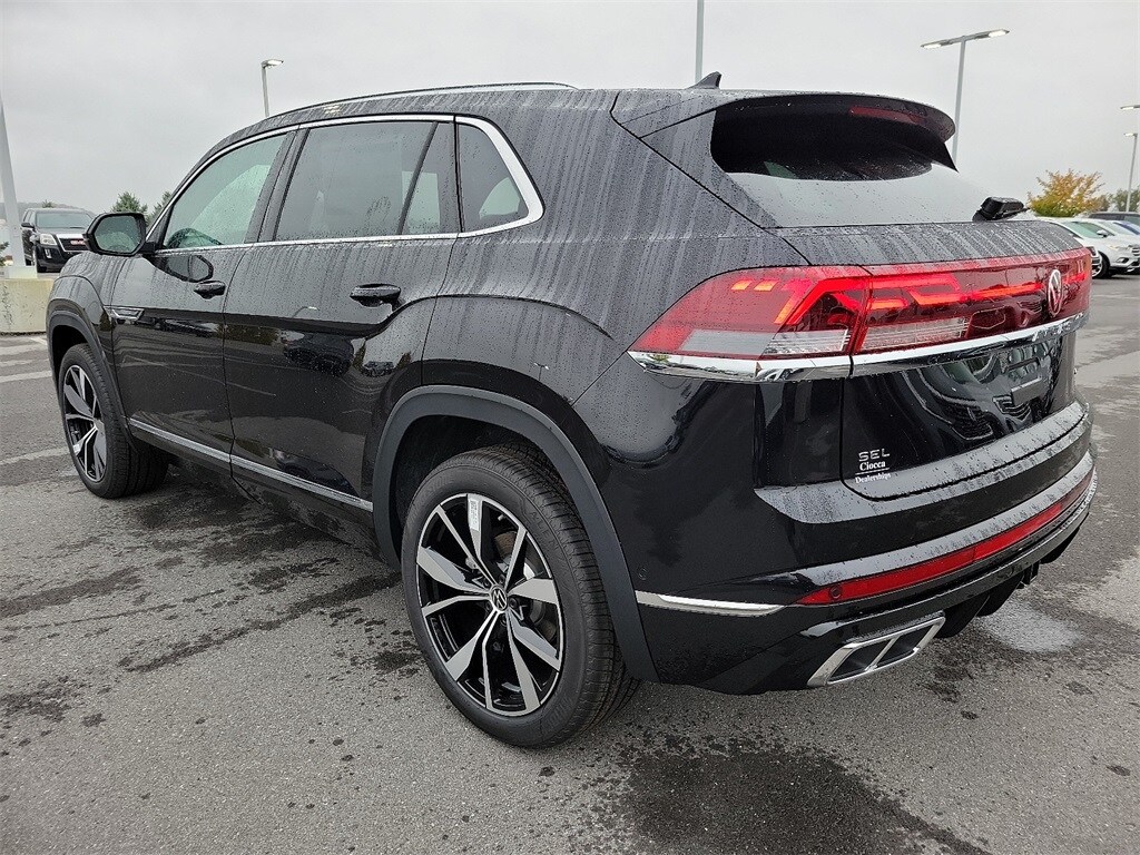 2024 Volkswagen Atlas Cross Sport SEL Premium R-Line photo 4
