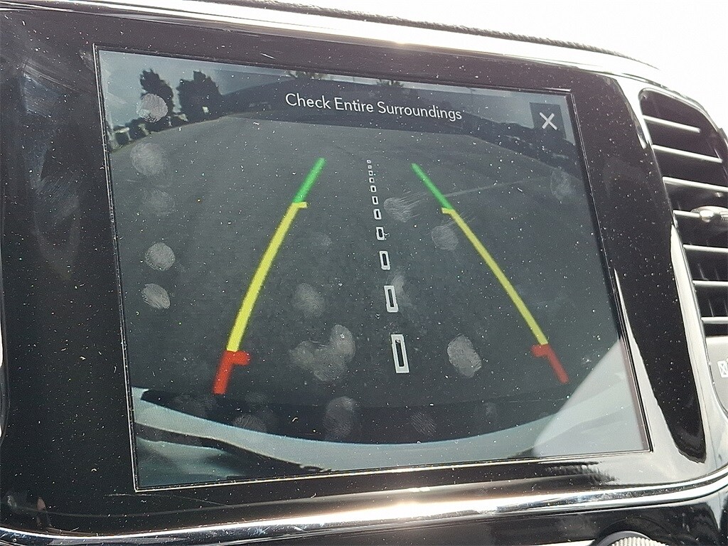 2022 Jeep Cherokee Laredo X photo 4