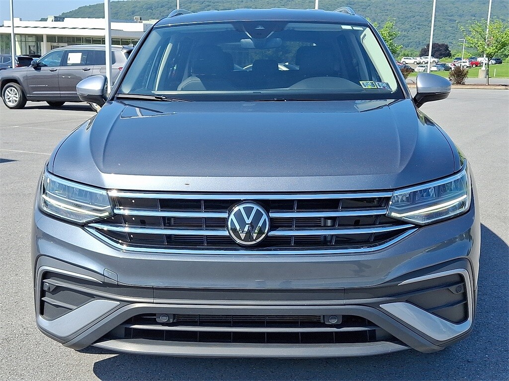 2024 Volkswagen Tiguan Wolfsburg Edition photo 4
