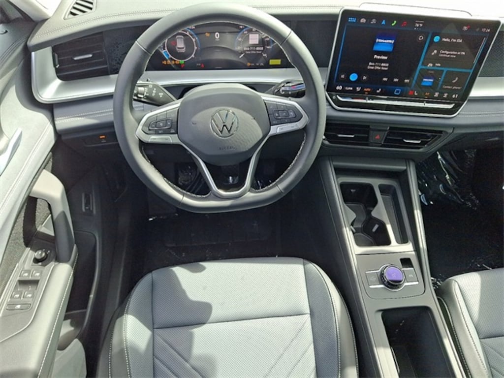 New 2025 Volkswagen Tiguan 2.0T SE SUV