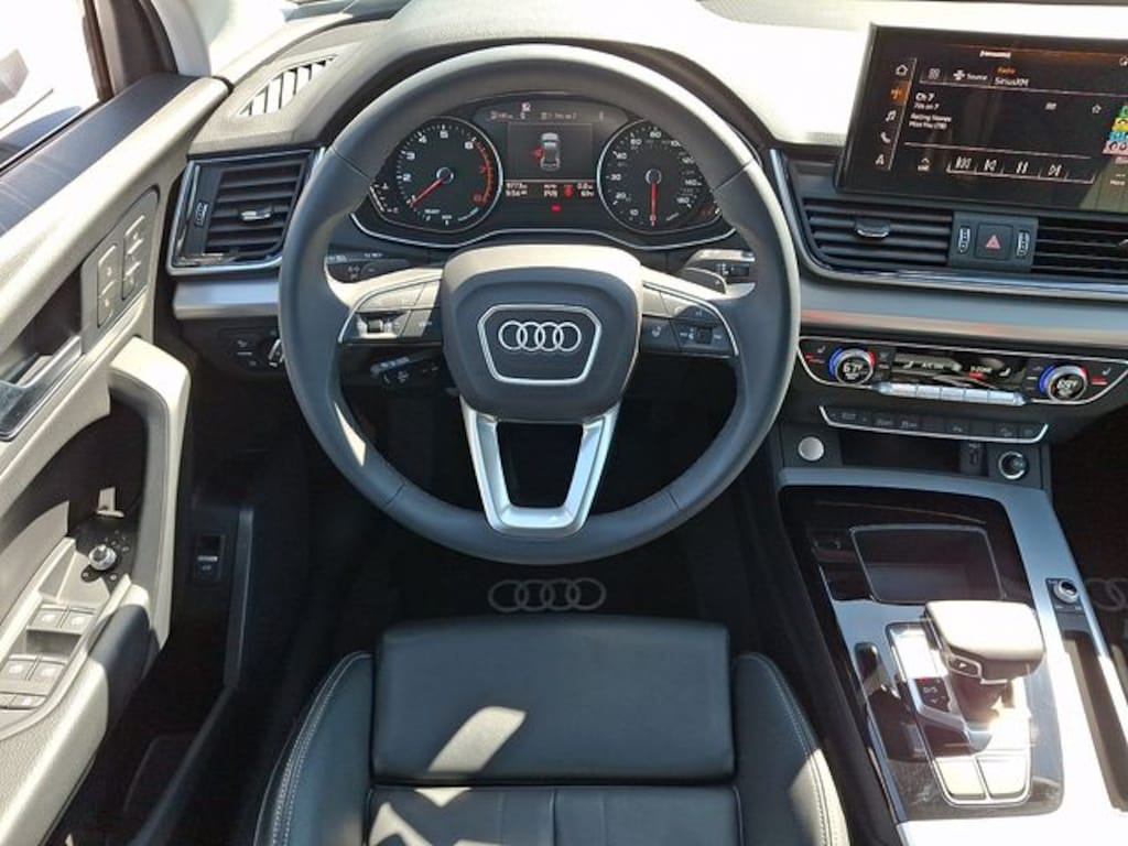 Used 2024 Audi Q5 45 S line Premium SUV