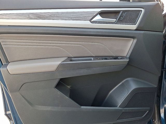 2022 Volkswagen Atlas Cross Sport SE w/Tech - Photo 15