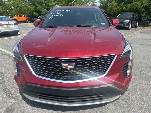 2019 Cadillac XT4 Premium Luxury photo 2