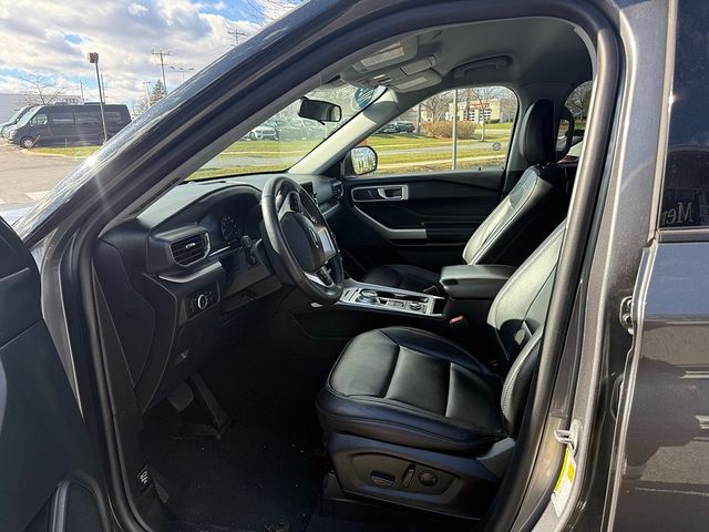 2023 Ford Explorer XLT - Photo 11