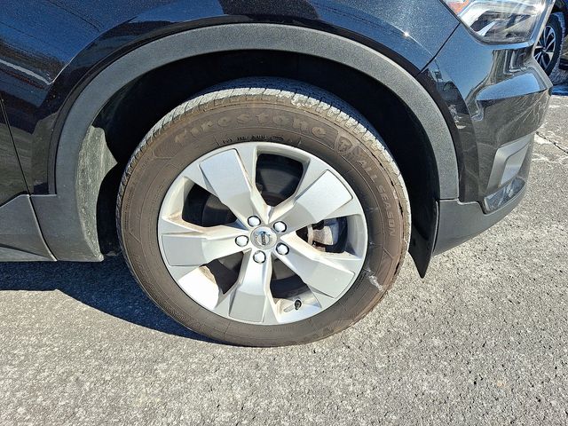 2022 Volvo XC40 Momentum - Photo 8