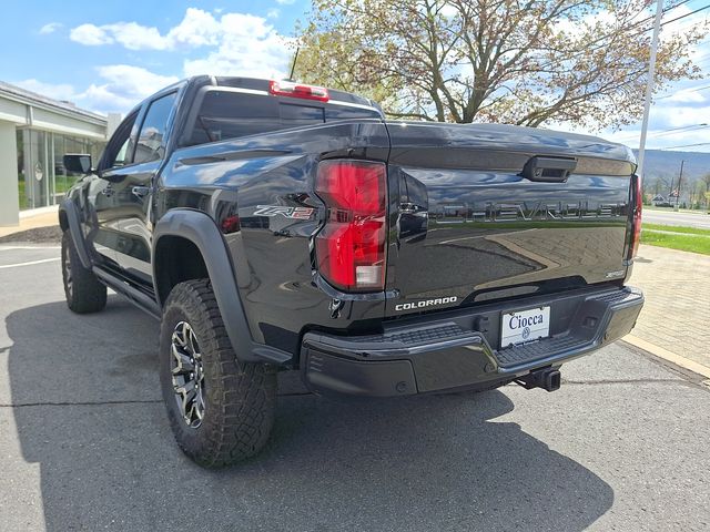 2023 Chevrolet Colorado ZR2 - Photo 8