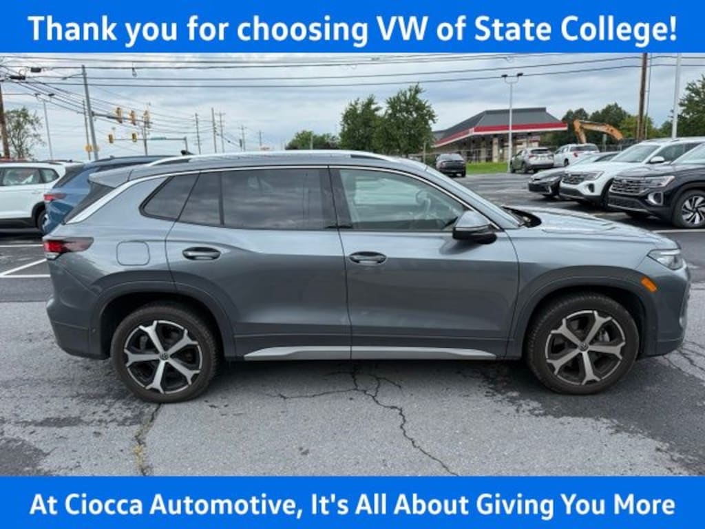 Used 2026 Volkswagen Tiguan SE SUV