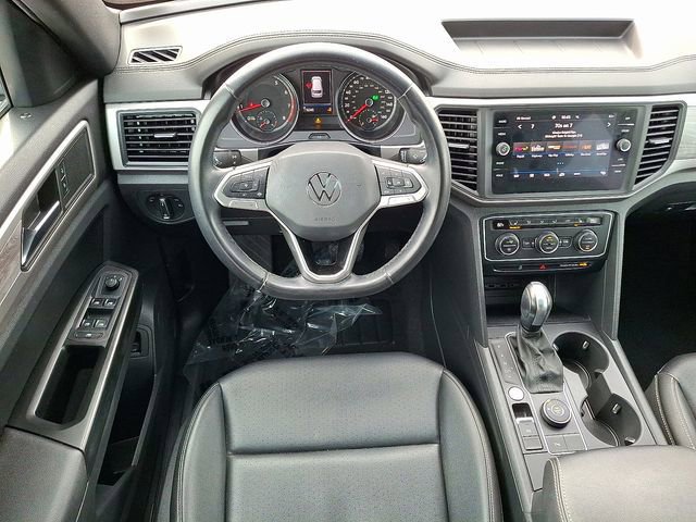 2020 Volkswagen Atlas Cross Sport SE w/Tech - Photo 2