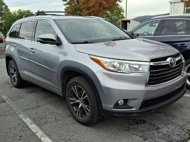 2016 Toyota Highlander