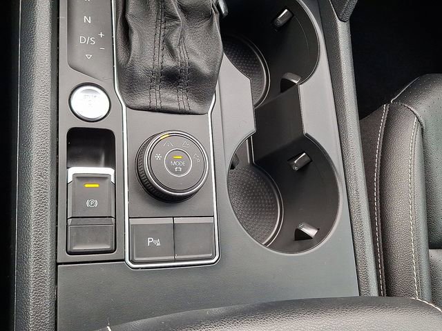 2020 Volkswagen Atlas Cross Sport SE w/Tech - Photo 25