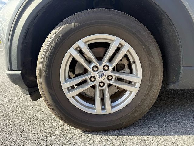 2023 Ford Explorer XLT - Photo 9