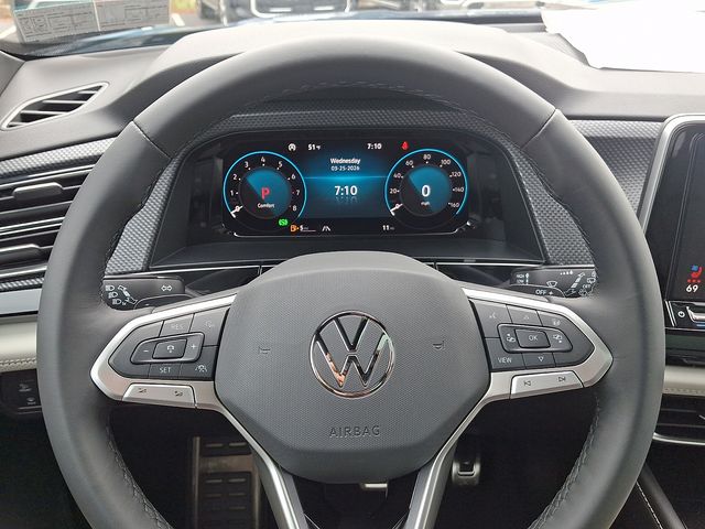 2026 Volkswagen Atlas Cross Sport SEL Premium R-LINE - Photo 17