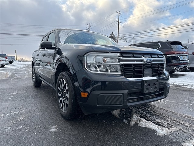 2023 Ford Maverick Lariat's photo