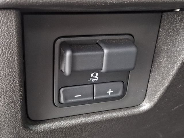 2023 Chevrolet Colorado ZR2 - Photo 28