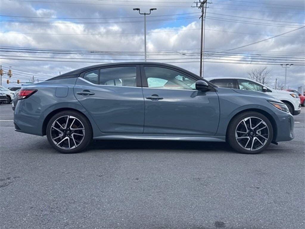 Used 2024 Nissan Sentra SR Sedan