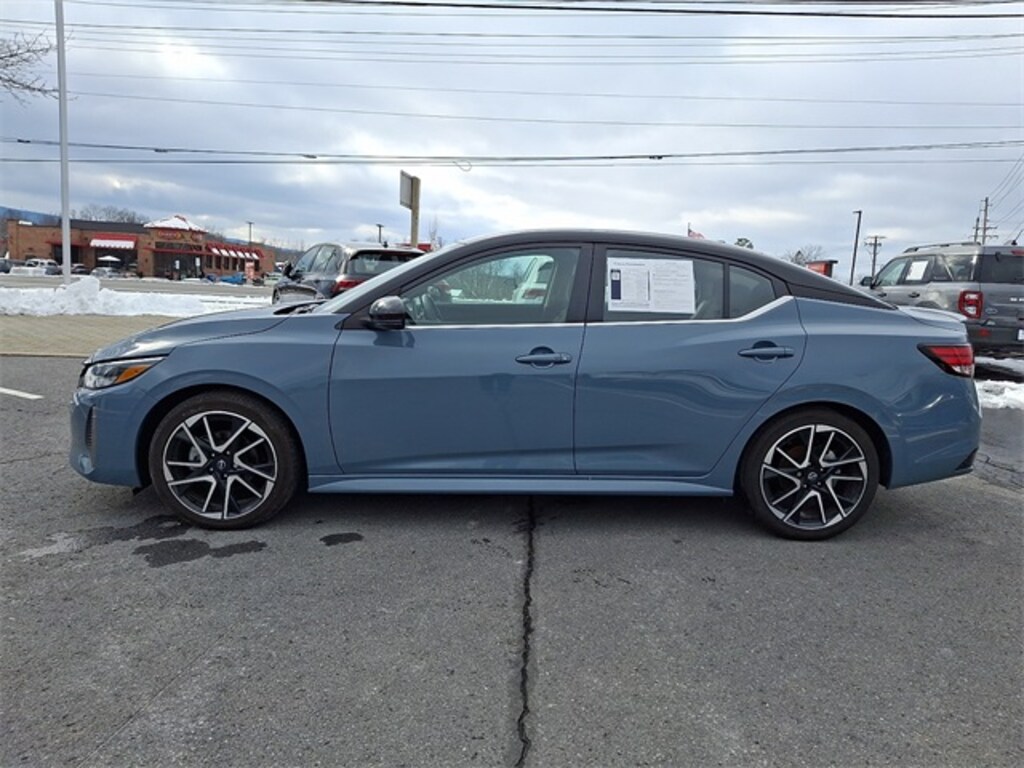 Used 2024 Nissan Sentra SR Sedan