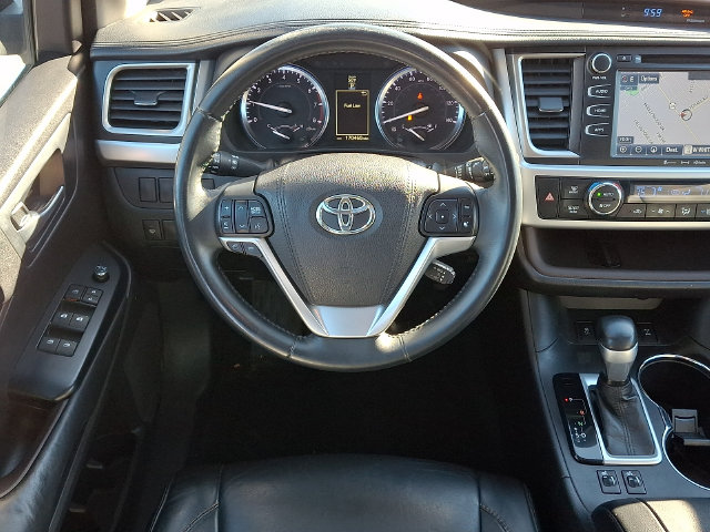 Used 2016 Toyota Highlander XLE with VIN 5TDJKRFH8GS500480 for sale in State College, PA