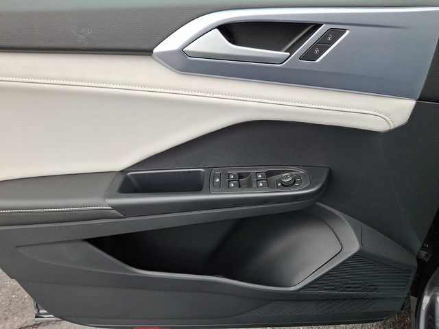 2026 Volkswagen Taos SE - Photo 13
