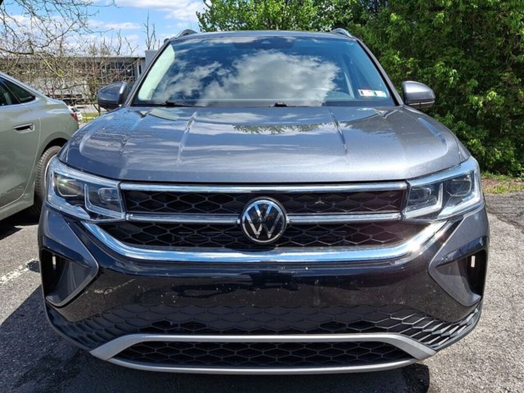 Used 2022 Volkswagen Taos 1.5T SEL 4MOTION SUV