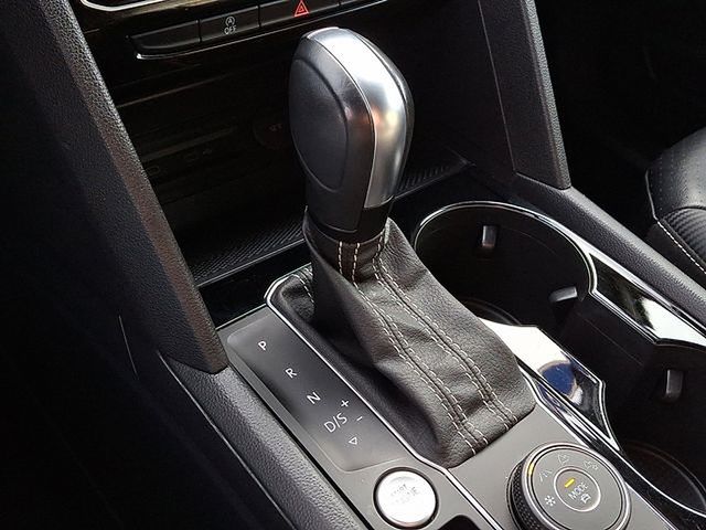2022 Volkswagen Atlas Cross Sport SE w/Tech - Photo 17