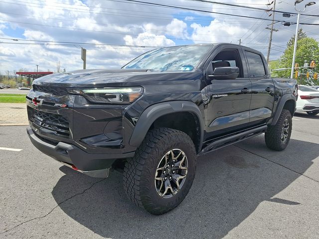 2023 Chevrolet Colorado ZR2 - Photo 6