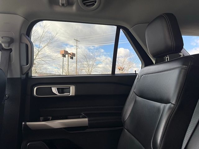 2023 Ford Explorer XLT - Photo 24