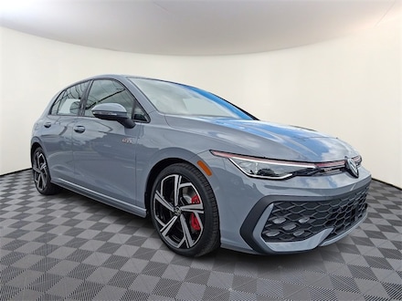 2025 Volkswagen Golf GTI 2.0T SE Hatchback