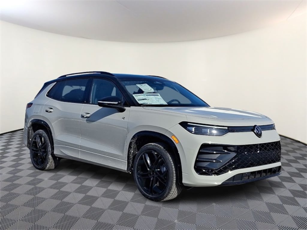 New 2026 Volkswagen Tiguan 2.0T SE R-Line Black SUV