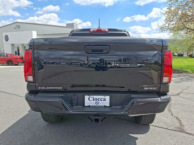 2023 Chevrolet Colorado ZR2 - Photo 9