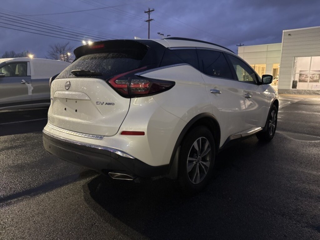Used 2024 Nissan Murano SV SUV